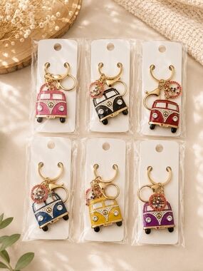 🚌 Vintage Rhinestone Camper Van Keychain | New 🚌